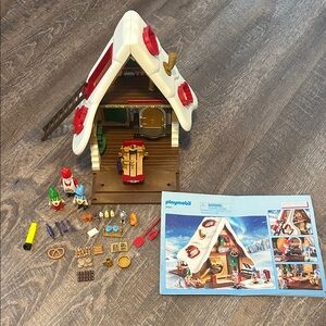 Playmobil Christmas House Set